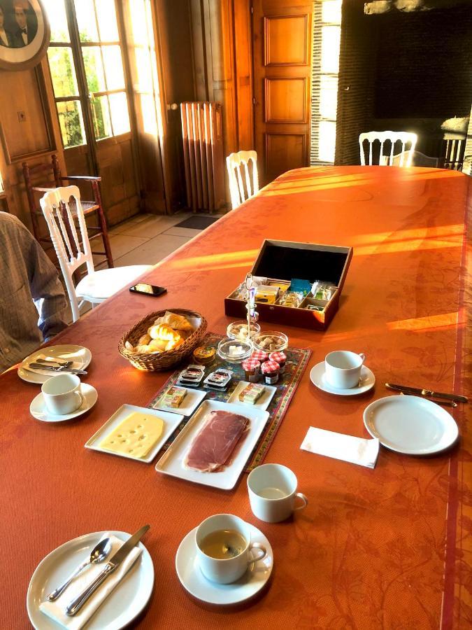 Bed and Breakfast Le Logis D'Arniere Saint Cyr-sous-Dourdan Екстер'єр фото