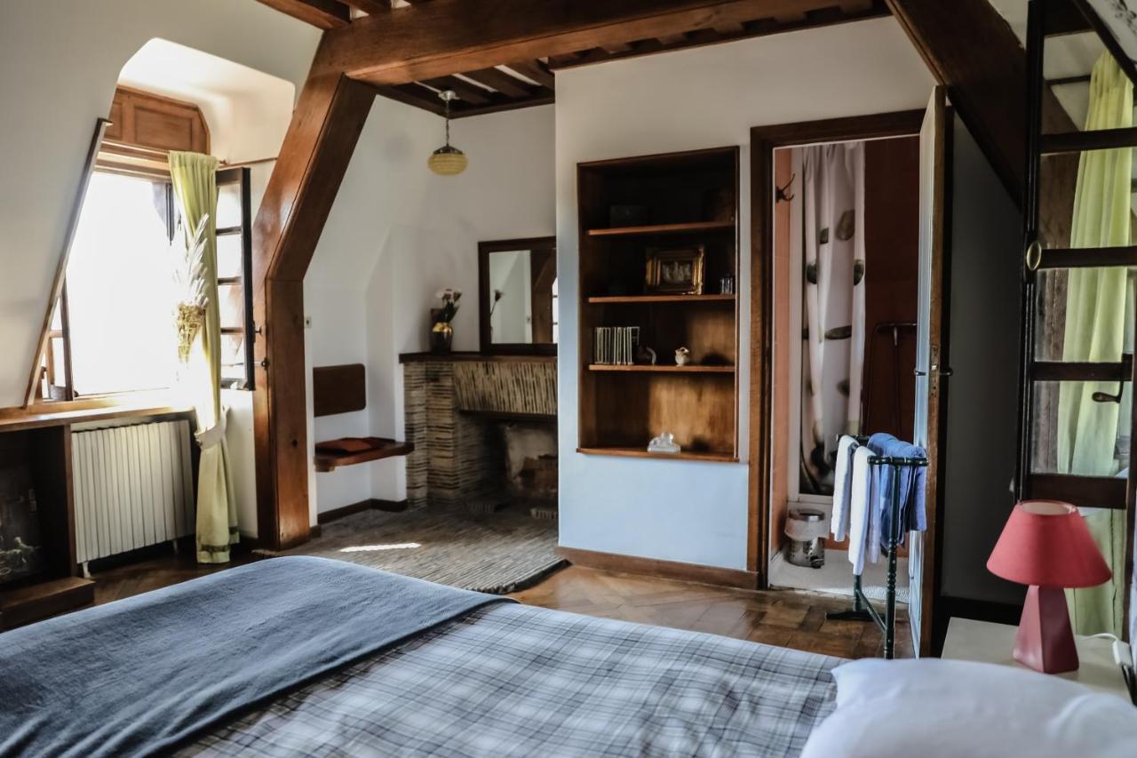 Bed and Breakfast Le Logis D'Arniere Saint Cyr-sous-Dourdan Екстер'єр фото