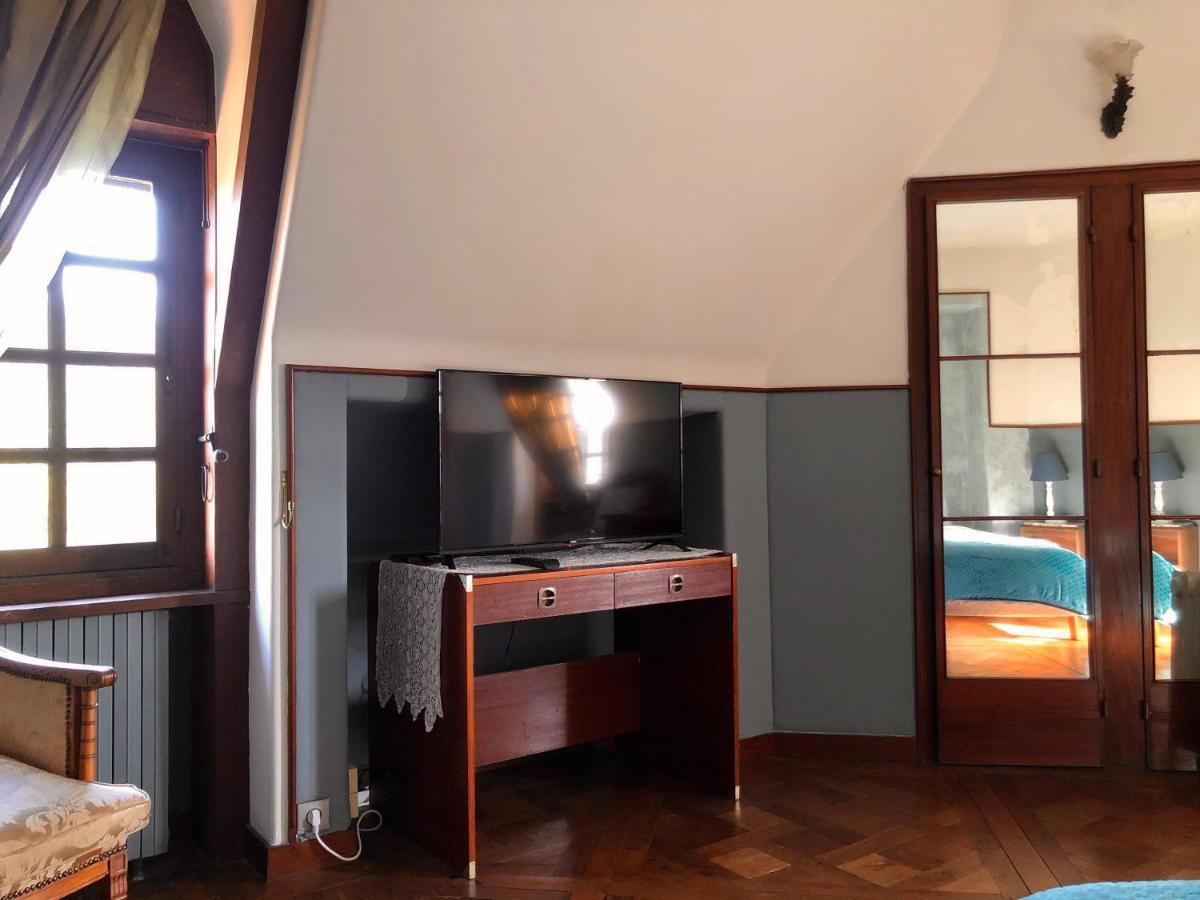 Bed and Breakfast Le Logis D'Arniere Saint Cyr-sous-Dourdan Екстер'єр фото