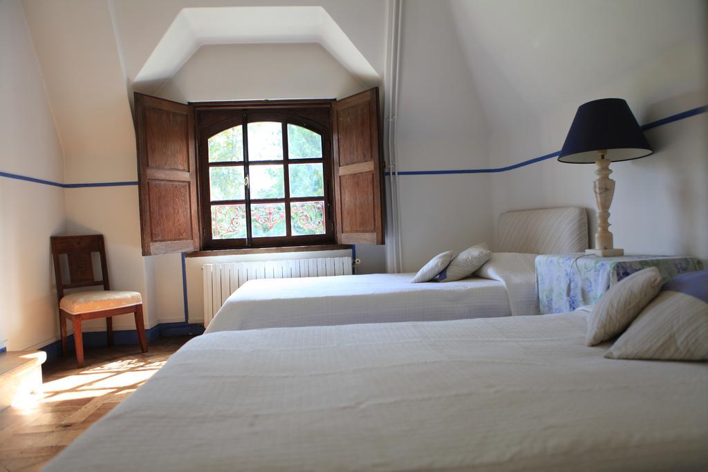 Bed and Breakfast Le Logis D'Arniere Saint Cyr-sous-Dourdan Екстер'єр фото