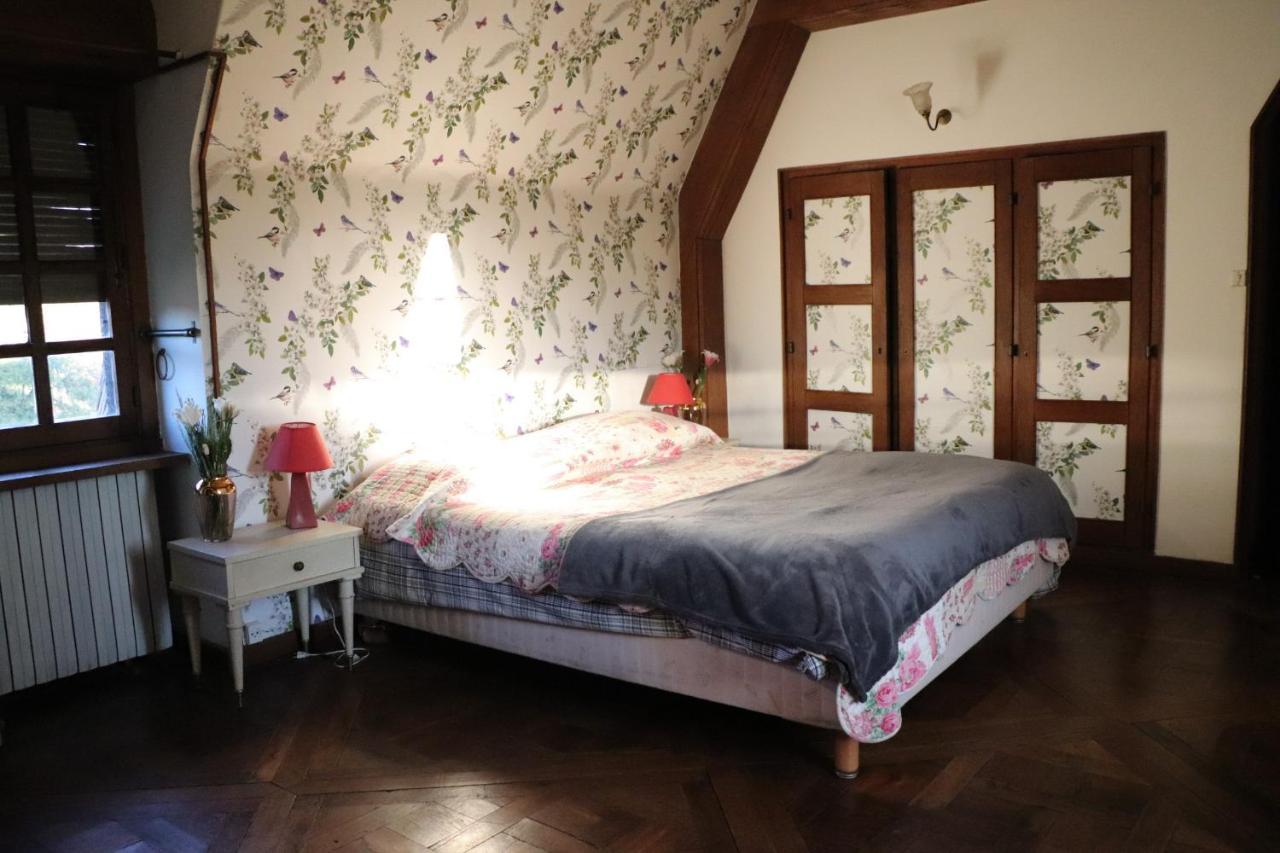 Bed and Breakfast Le Logis D'Arniere Saint Cyr-sous-Dourdan Екстер'єр фото